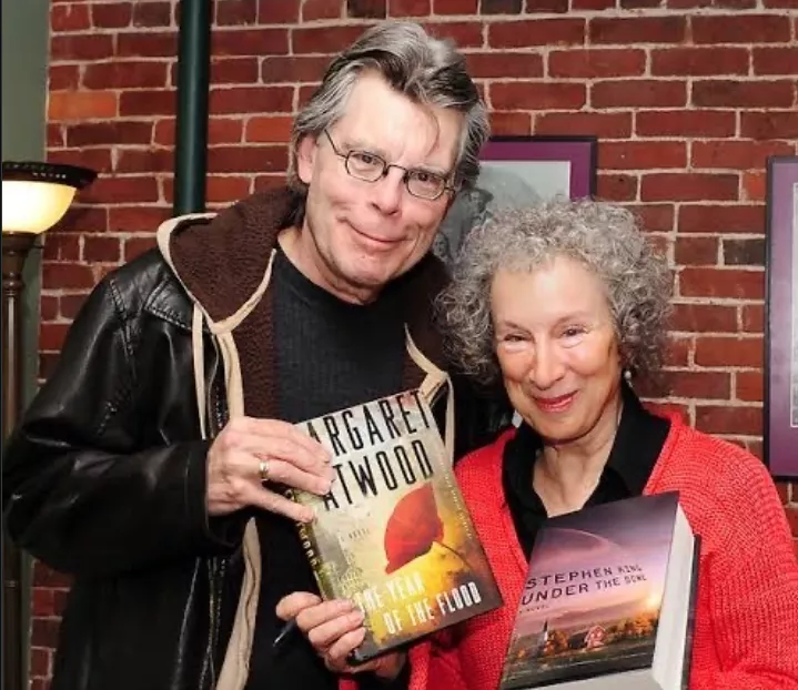 Margaret Atwood o romanu koji je lansirao Stephena Kinga: Carrie je 50 godina kasnije i dalje zastrašujuće aktuelna